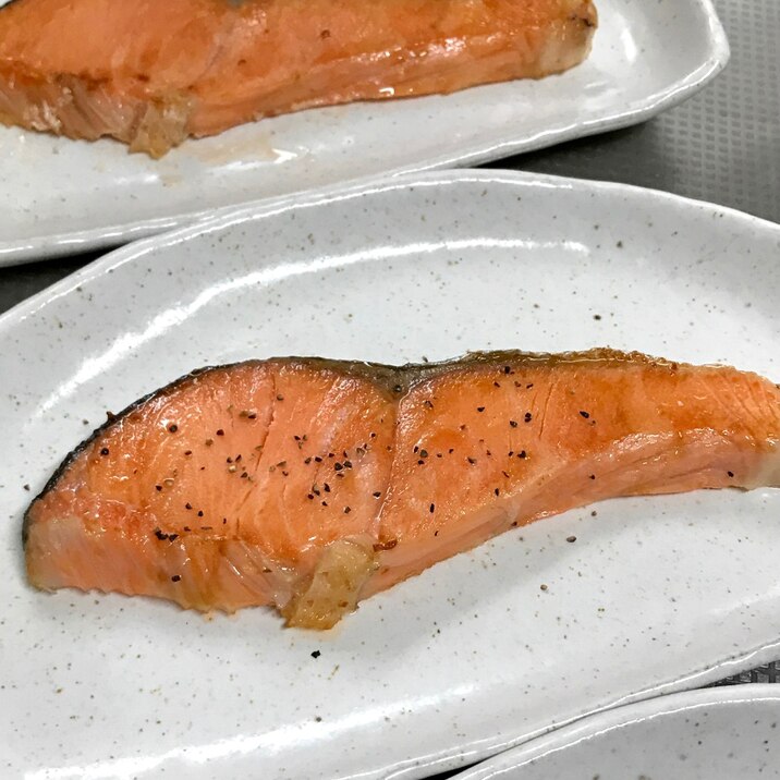 塩銀鮭フライパン焼き